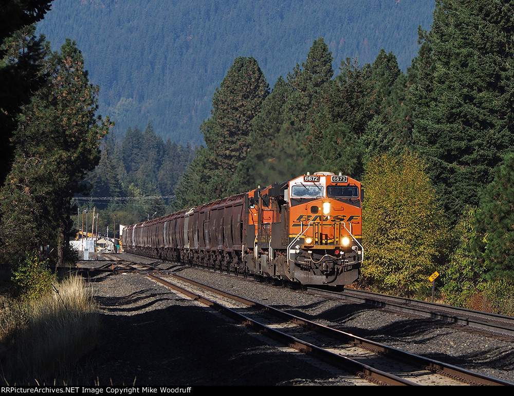 BNSF 6672